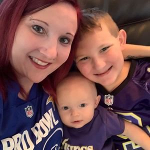 Meet your Posher, Leah